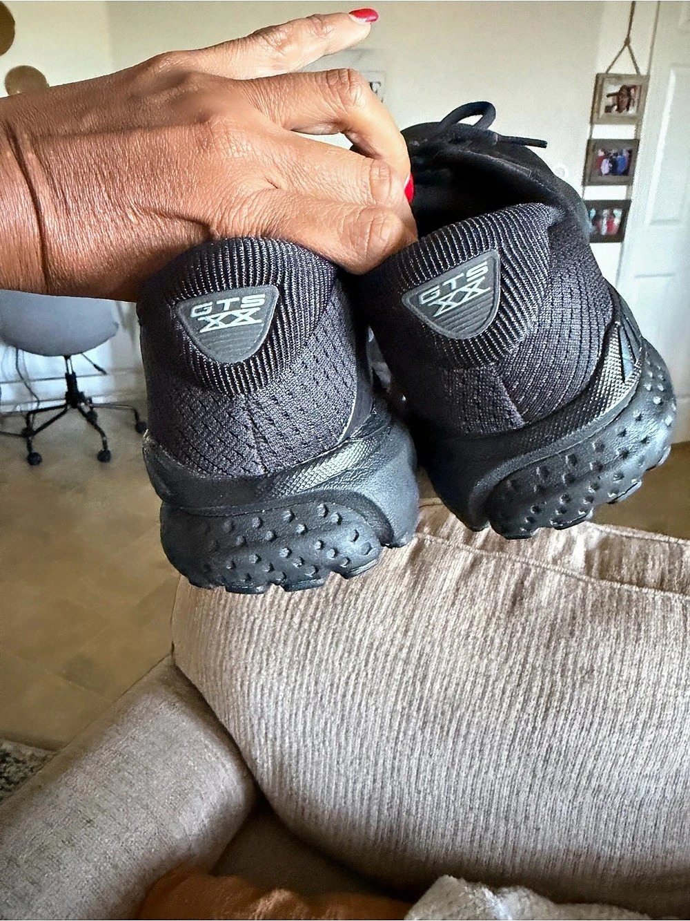 Brooks Black Athletic Shoes